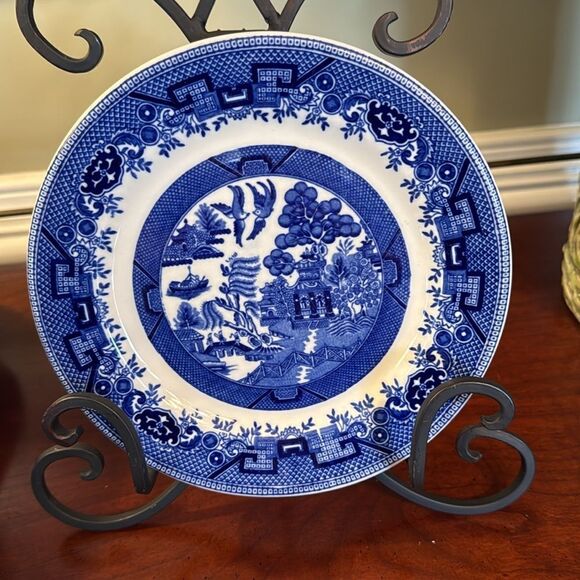 Shenango China New Castle, PA Plate - 8” - Excellent Vintage Condition - Picture 1 of 6